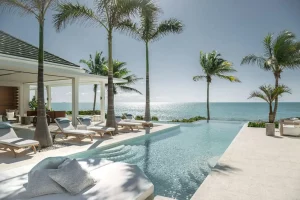 How Luxury Villa Getaways Provide the Ultimate Romantic Experience for Couples